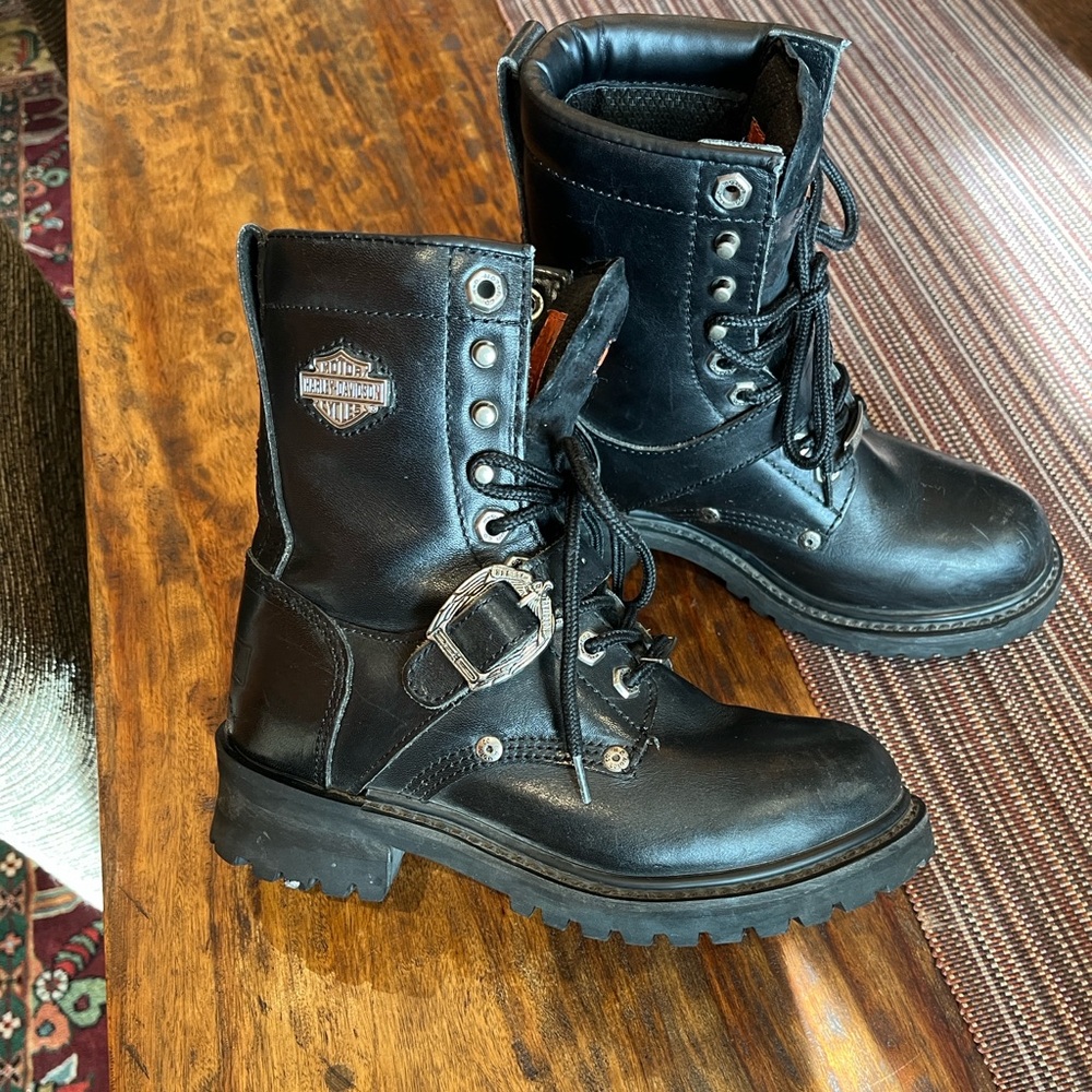 Ladies Harley Davidson, leather boots